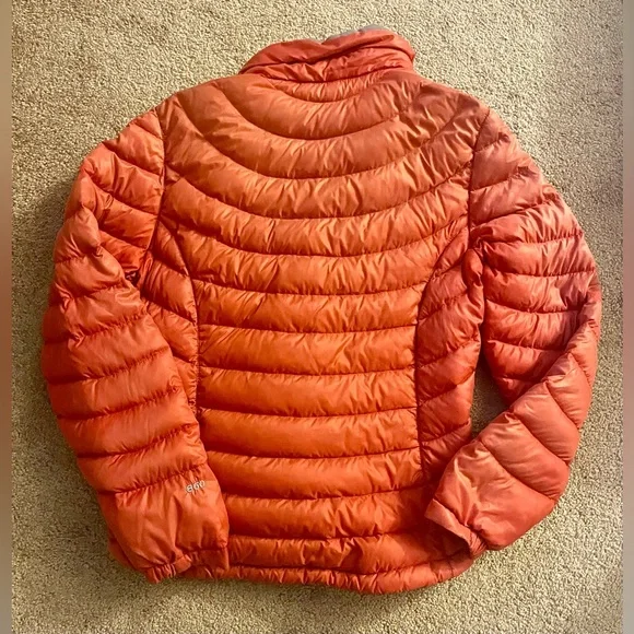 L.L. Bean Ultralight 850 DownTek Puffer Jacket – Women’s Salmon Pink 90% Down - Picture 12 of 12